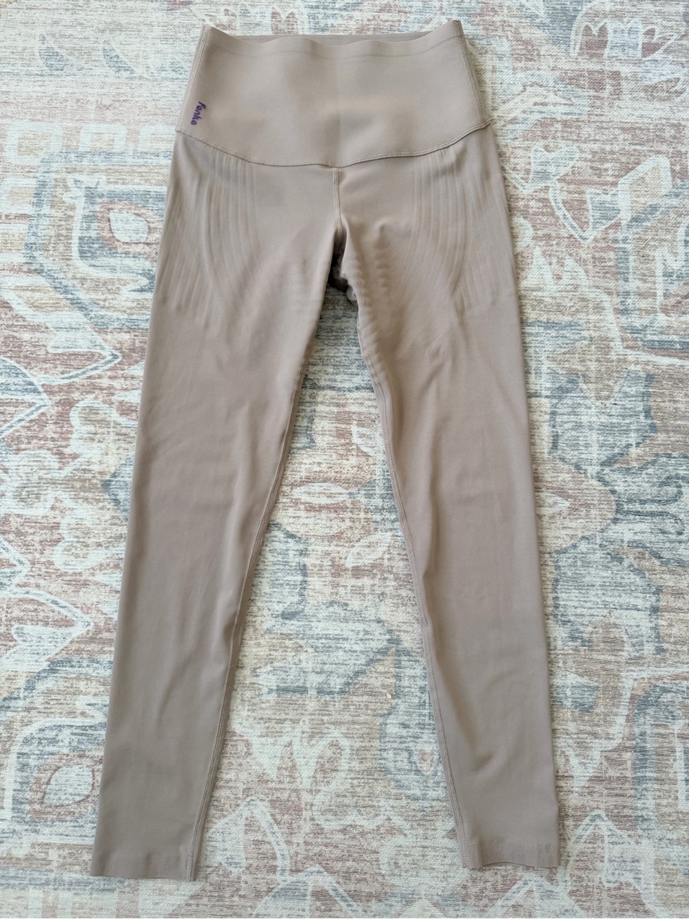 Fanka Seamless High-Waist Leggings in Taupe Lift N Curve